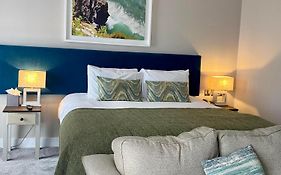 Rooms At The Marine